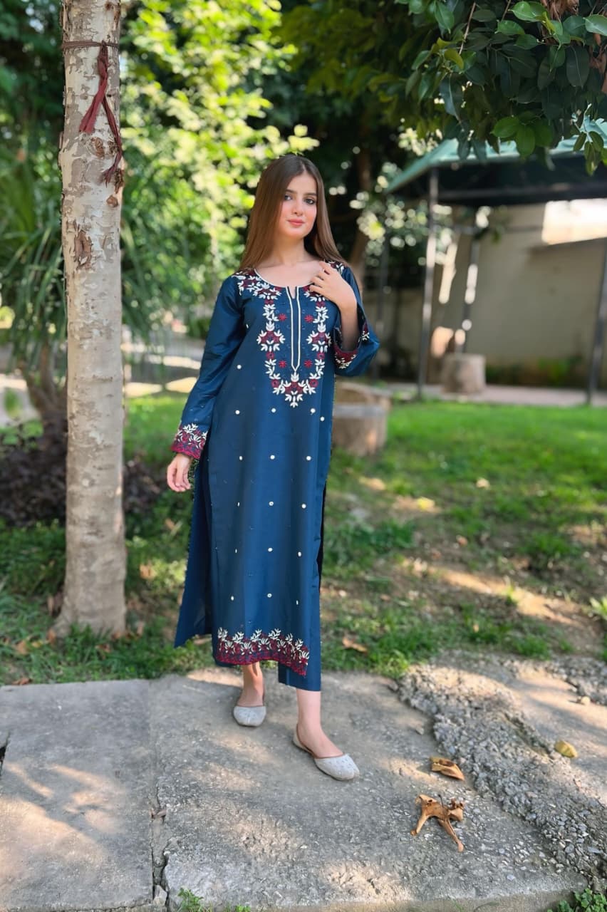 HEER EMBROIDERY 2PC Comfit Wears