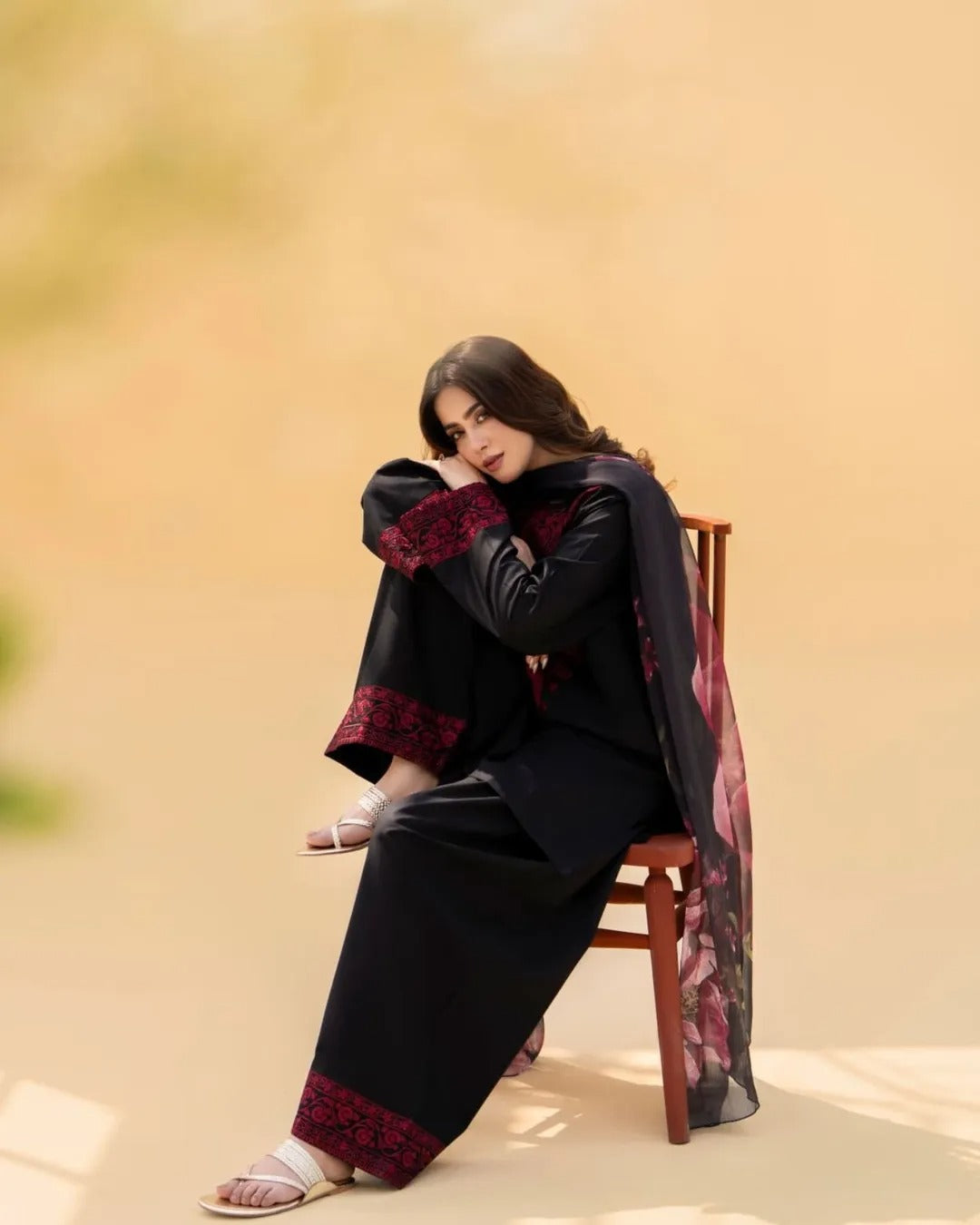 *MAHI-NOOR EMBROIDERY 3PC* Comfit Wears