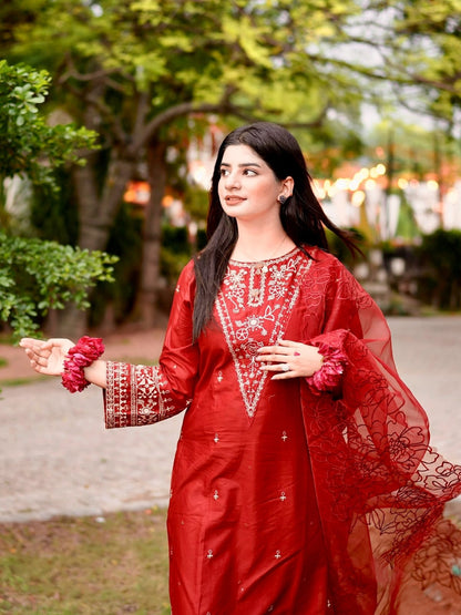 ZAREEN 3PC - EMBROIDERED LAWN DRESS Comfit Wears
