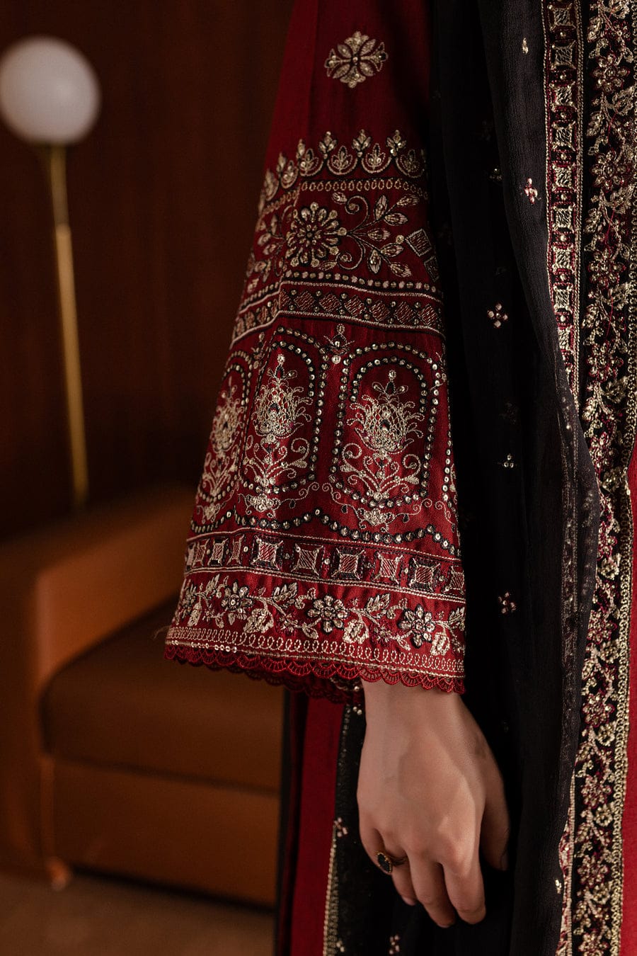 ROYAL PRET 3PC - EMBROIDERED LAWN DRESS Comfit Wears