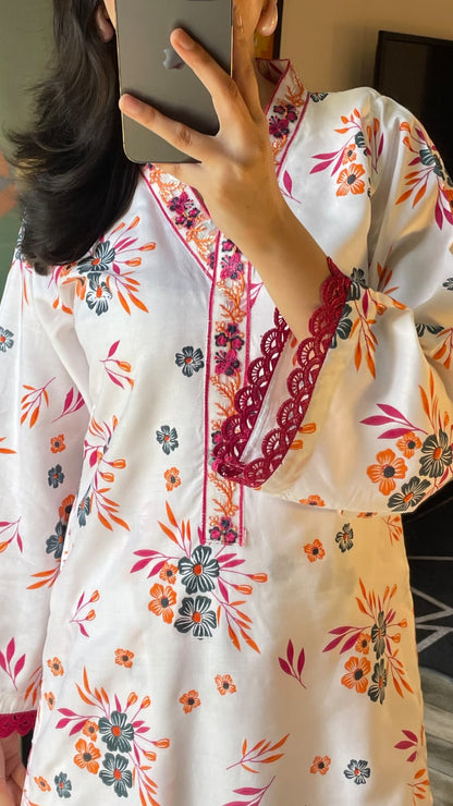 P R E M I U M C O L L E C T I O N  *GULZAR EMBROIDERY 2PC Comfit Wears