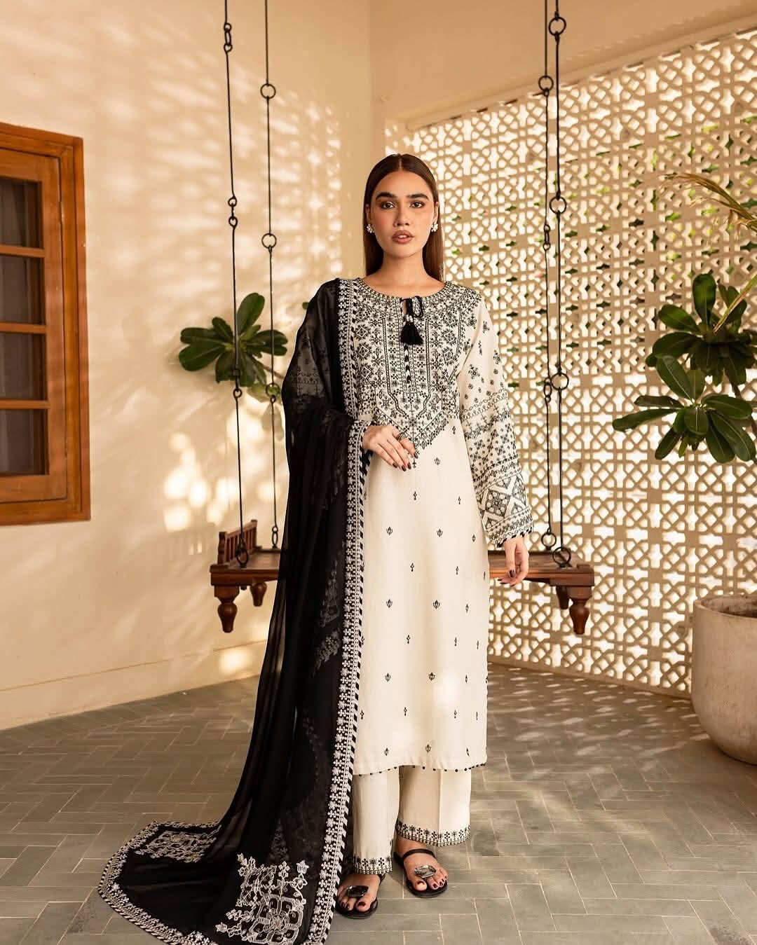 ARFA EMBROIDERY 3PC Comfit Wears