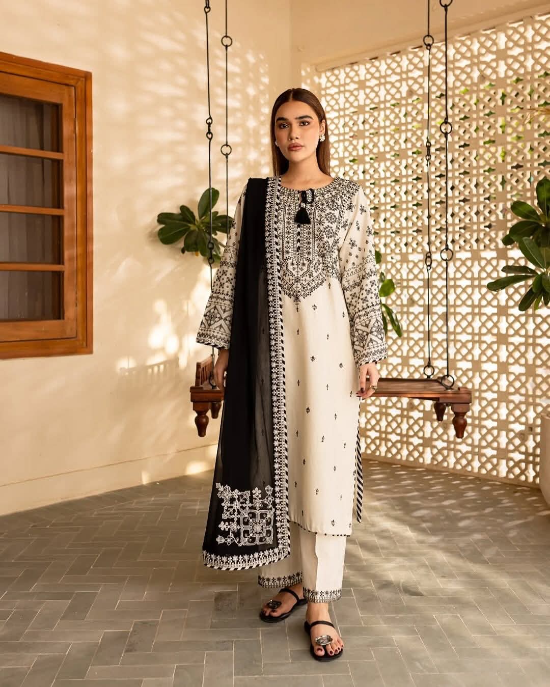 ARFA EMBROIDERY 3PC Comfit Wears