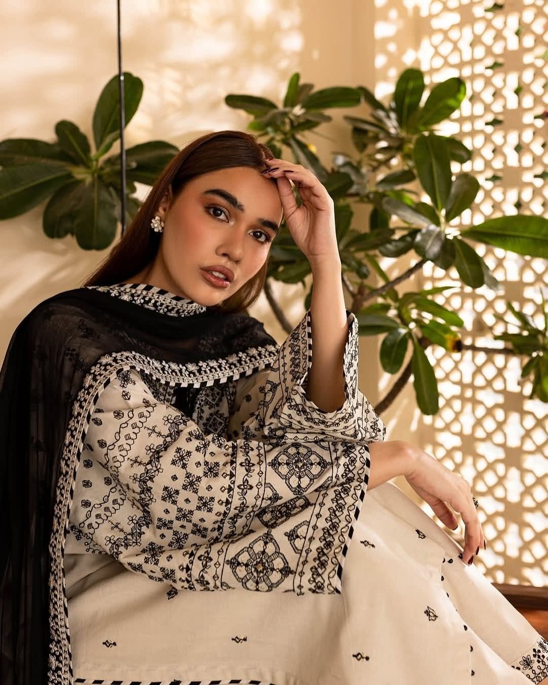 ARFA EMBROIDERY 3PC Comfit Wears