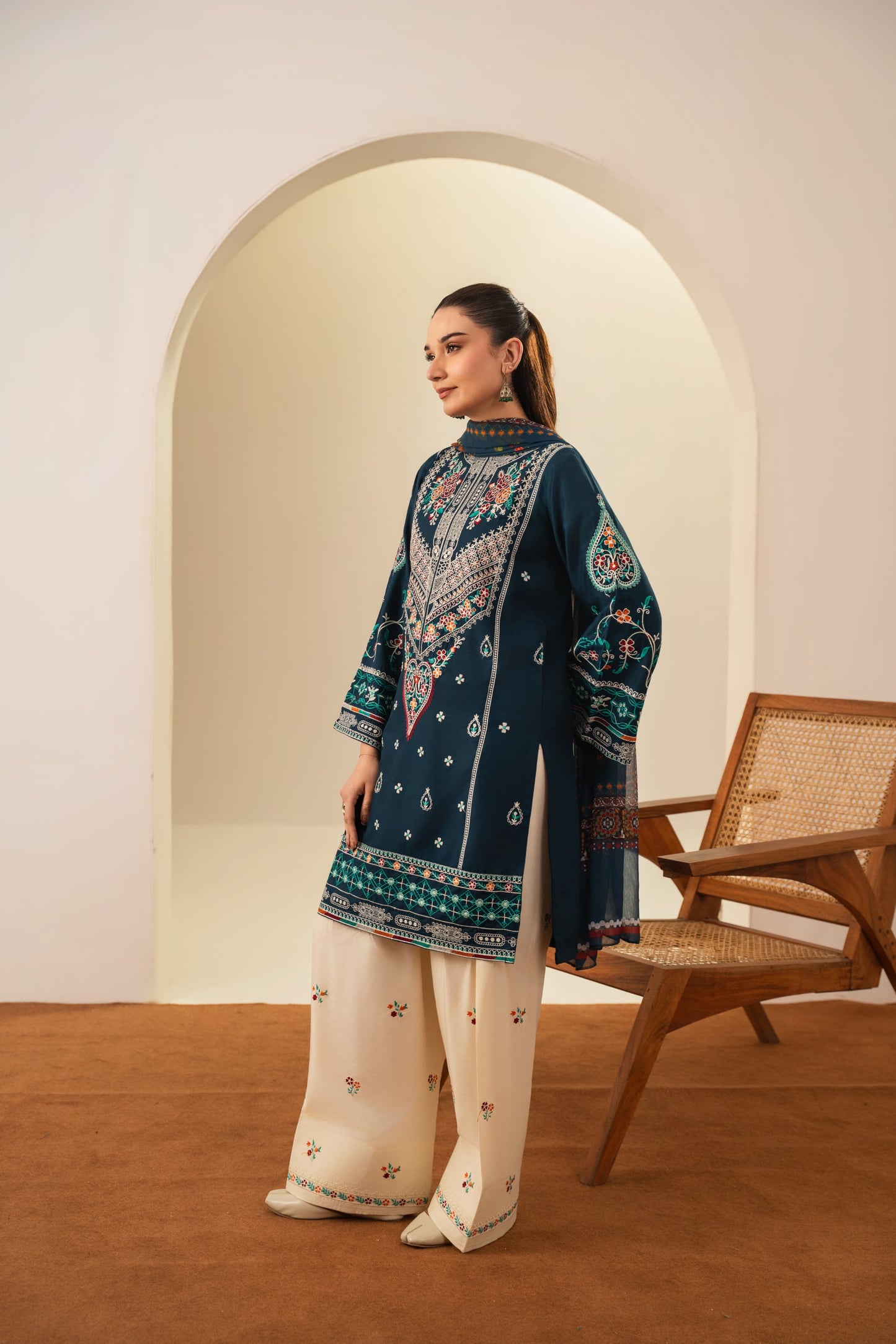 SAJJAL EMBROIDERED 3PC (FARSHI) Raj Kumari Collections