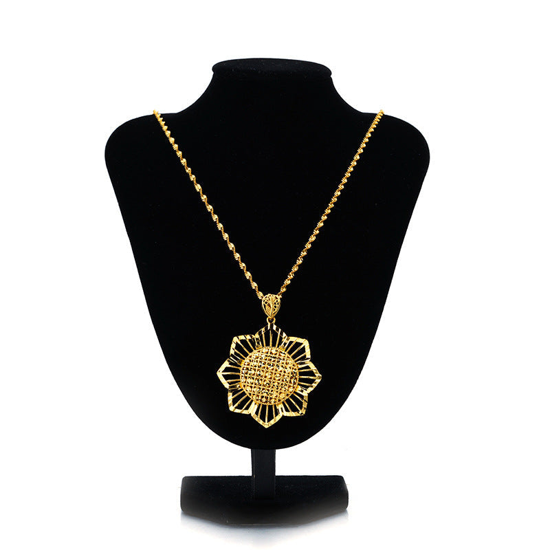 Elegant Sunflower Gold Pendant Necklace for Women – Stylish Luxury Jewelry Gift Raj Kumari Collections