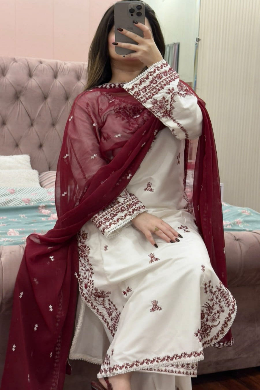 LADIES FASHION DRESSES