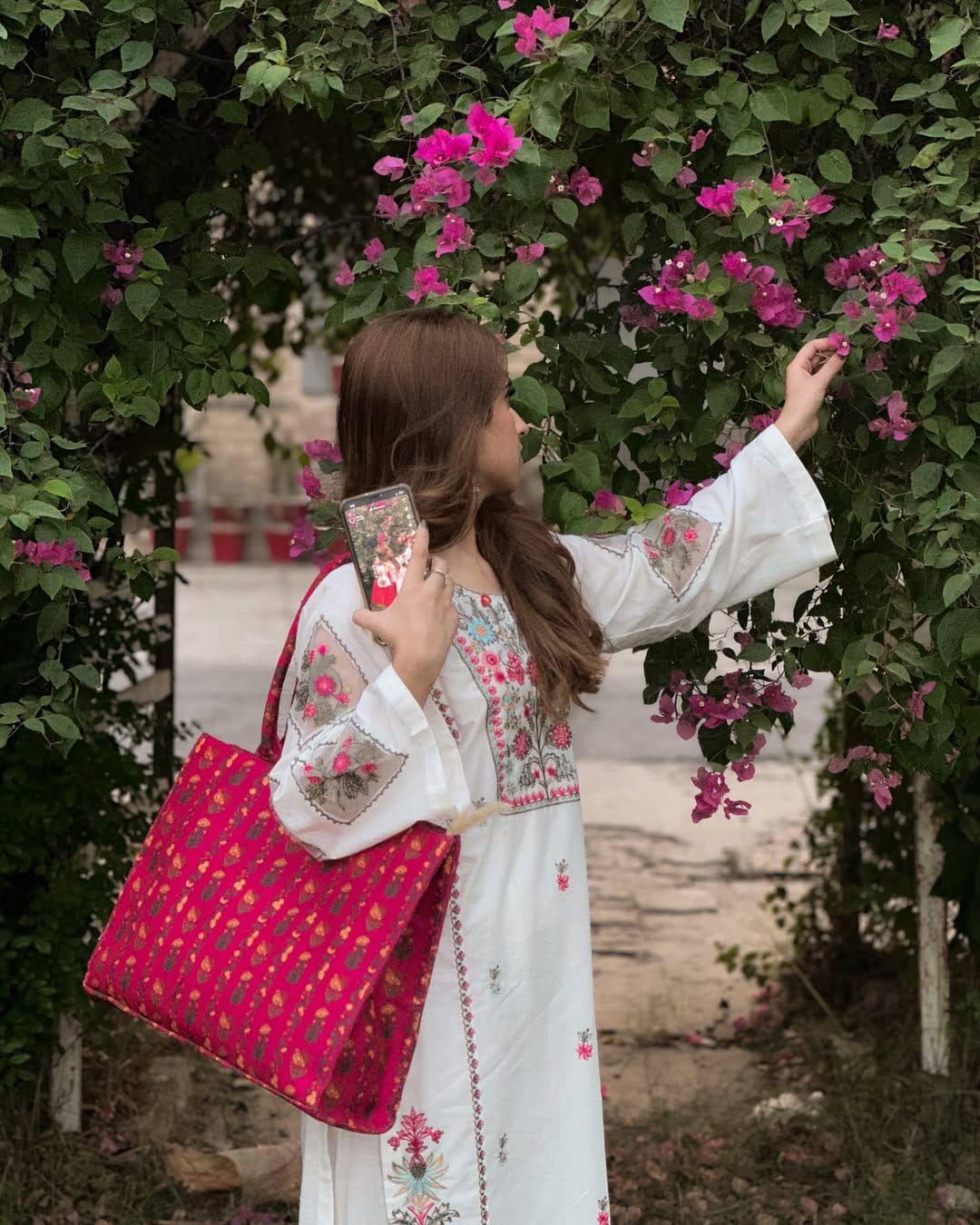 WHITE DOVE EMB 2PC Comfit Wears