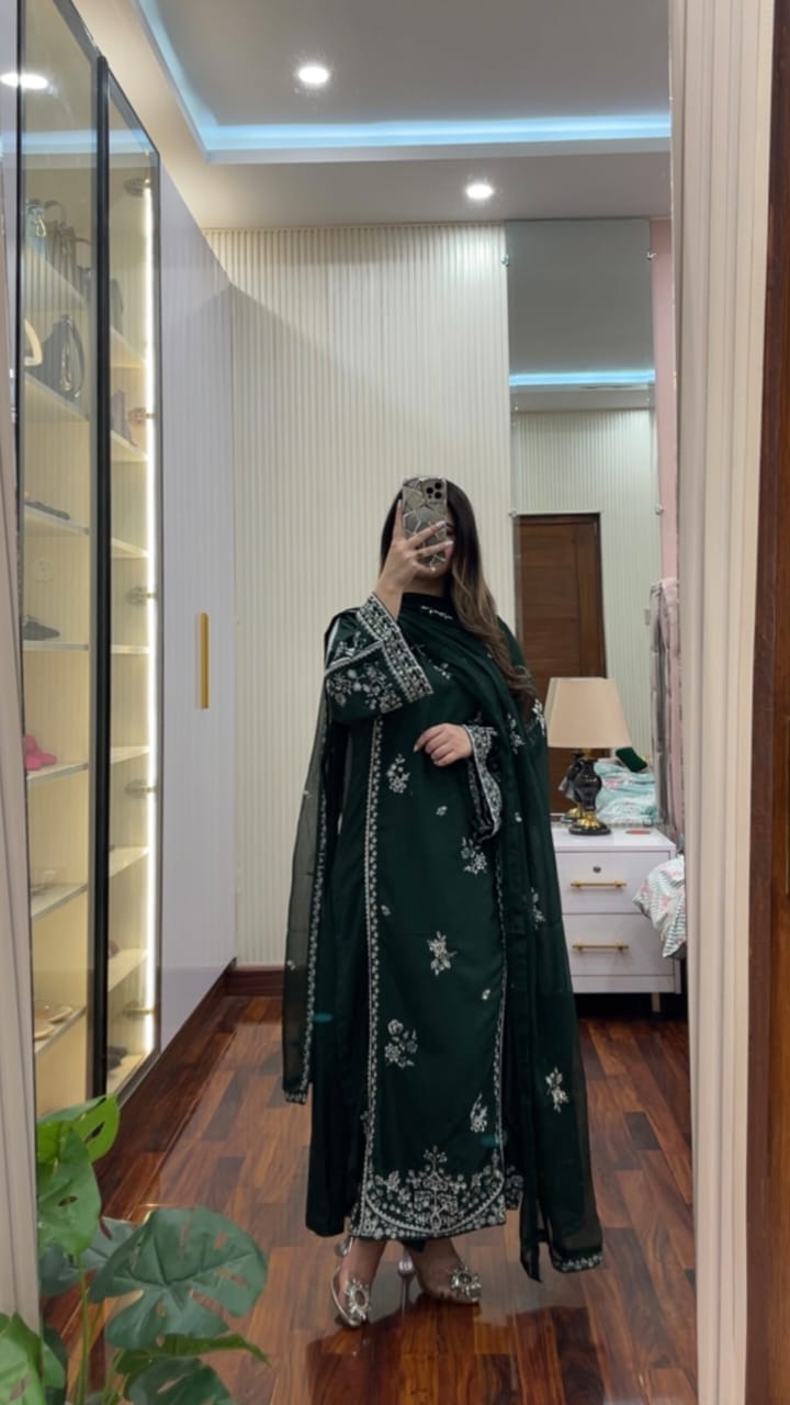 GRACE EMBROIDERY 3PC Comfit Wears