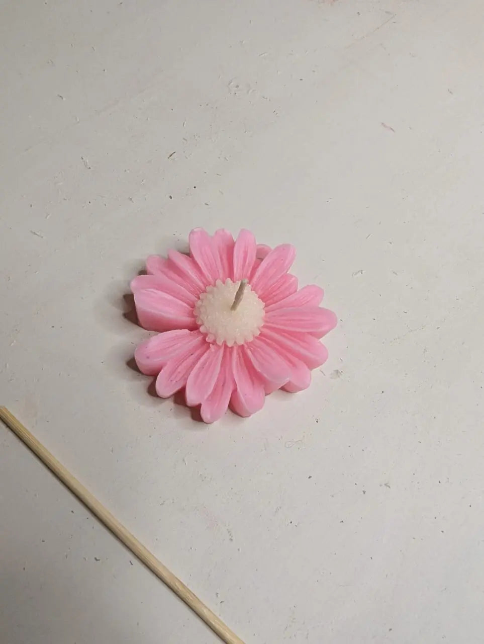 Daisy Flower Candles Comfit Wears