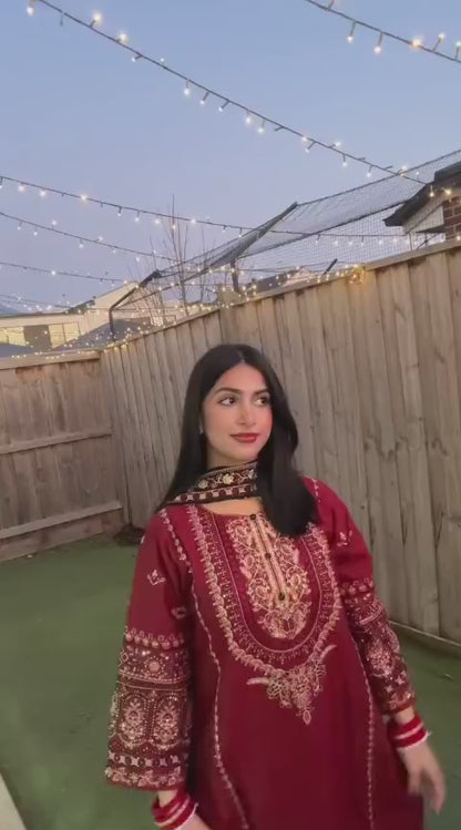 ROYAL PRET 3PC - EMBROIDERED LAWN DRESS